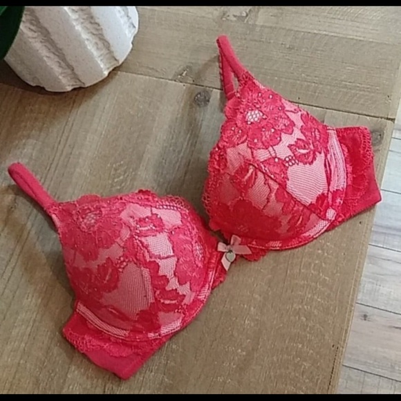 Victoria Secret bra - Picture 3 of 8